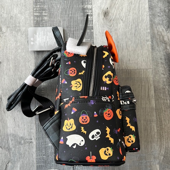 Minnie Mouse Halloween Disney Park Loungefly backpack 2021 BRAND NEW WITH TAGS - Picture 5 of 8